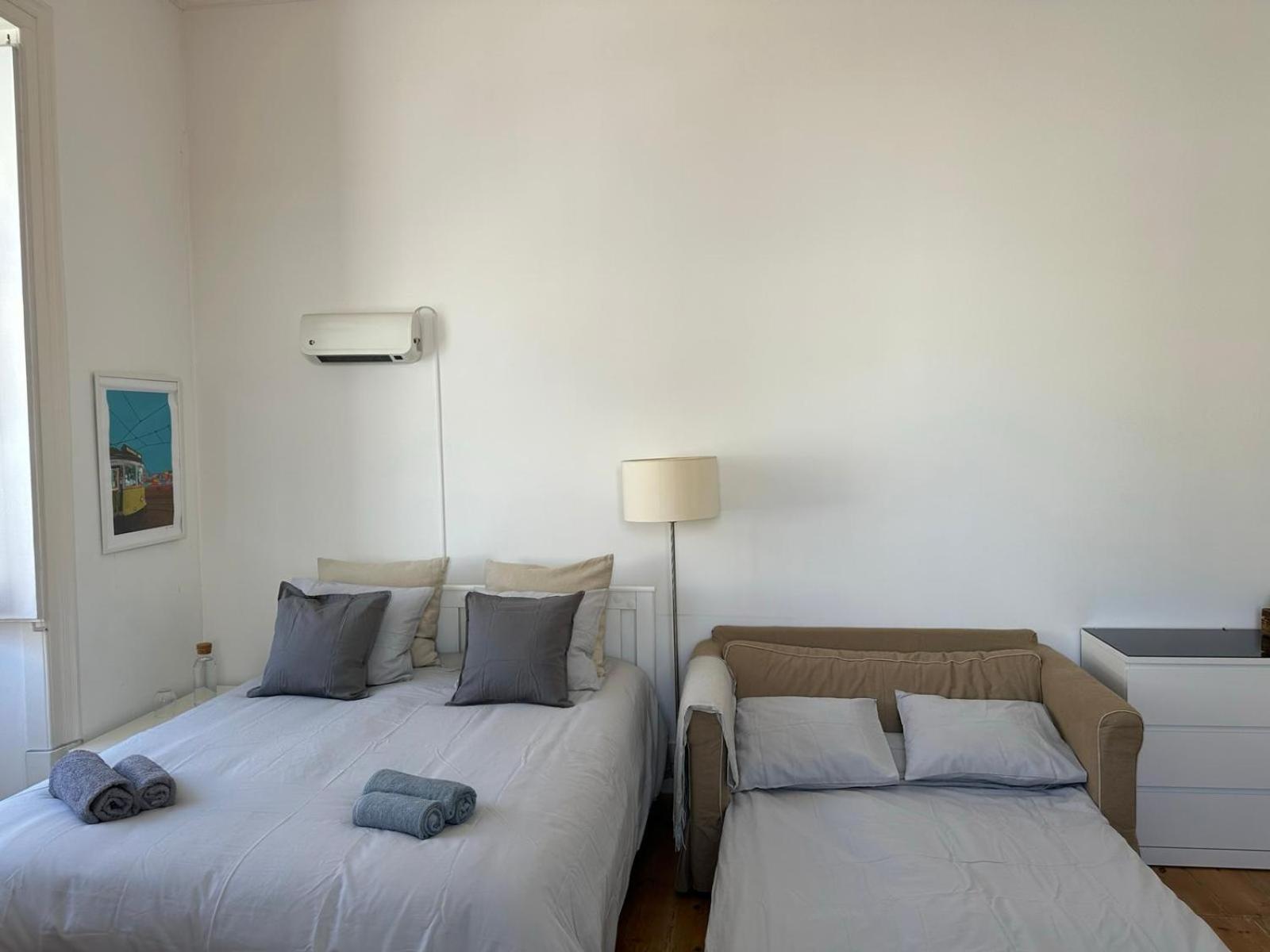 Apartment Deluxe King With Ac With2 Bedrooms Lisbon Exterior photo